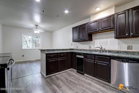 1820 Commodore Dr, Anchorage, AK 99507 photo 9