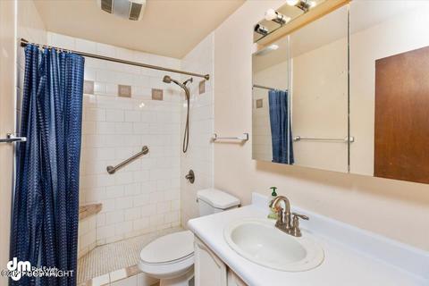 4931 E 5th Ave, Anchorage, AK 99504 photo 33