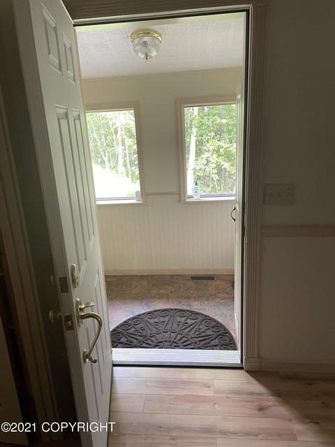 760 E Barra Loop, Wasilla, AK 99654 photo 2
