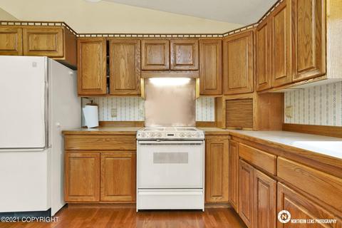 19533 Eagle River Rd, Eagle River, AK 99577 photo 12