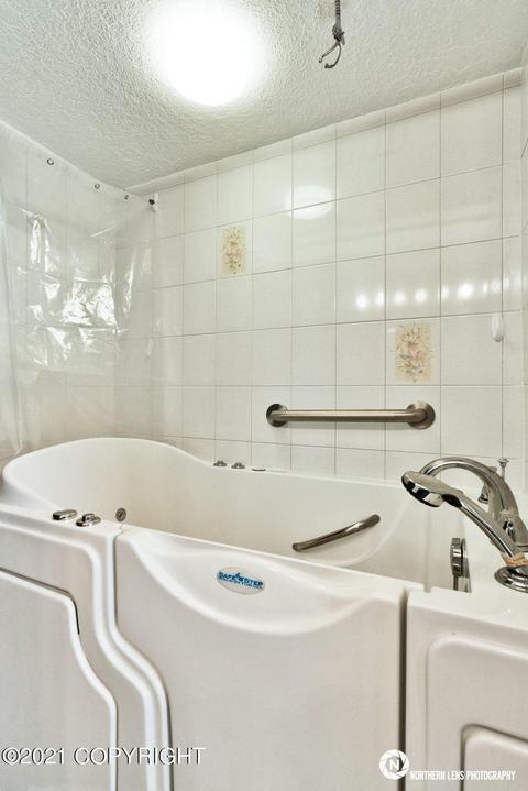 19533 Eagle River Rd, Eagle River, AK 99577 photo 16