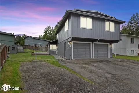 8510 Shrub Ct, Anchorage, AK 99504 photo 1
