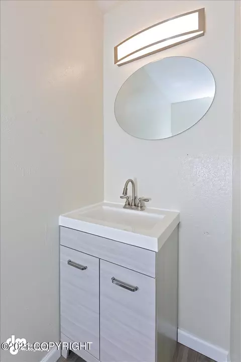 8510 Shrub Ct, Anchorage, AK 99504 photo 7