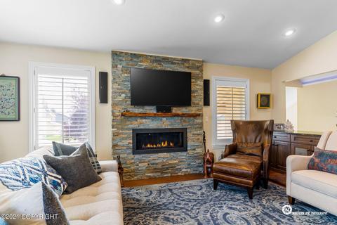 8481 Berry Patch Dr, Anchorage, AK 99502 photo 13