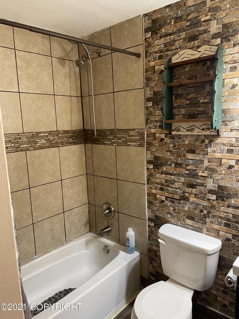 5826 E 9th Ct, Anchorage, AK 99504 photo 8