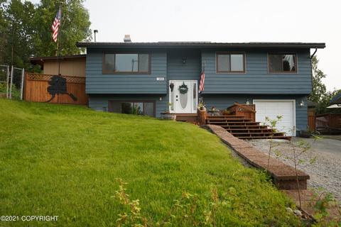 5826 E 9th Ct, Anchorage, AK 99504 photo 1