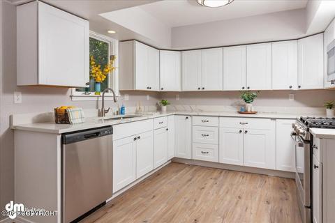 21241 Ginger Lee Dr, Chugiak, AK 99567 photo 8