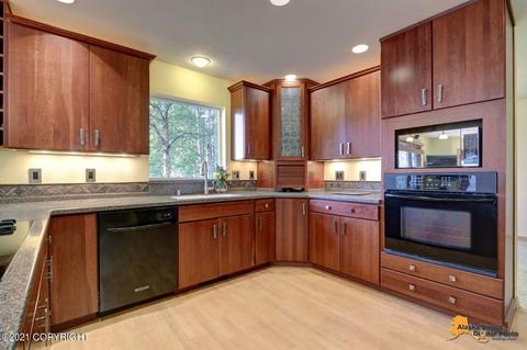 15650 Southpark Loop, Anchorage, AK 99516 photo 21