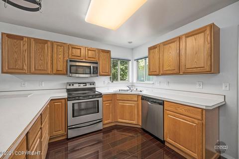 8400 Berry Patch Dr, Anchorage, AK 99502 photo 10