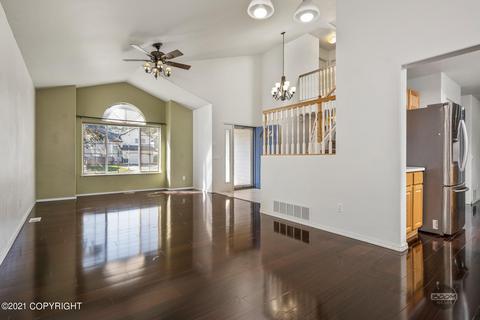 8400 Berry Patch Dr, Anchorage, AK 99502 photo 8