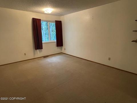 3285 Wiley Post Loop, Anchorage, AK 99517 photo 15