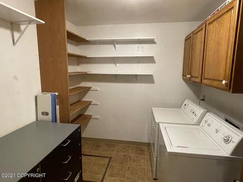 3285 Wiley Post Loop, Anchorage, AK 99517 photo 11