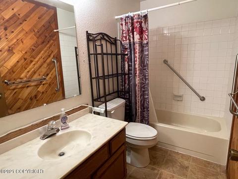 3285 Wiley Post Loop, Anchorage, AK 99517 photo 10