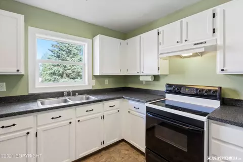 6721 E 12th Ave, Anchorage, AK 99504 photo 10