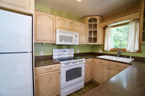 1941 S River Dr, Eagle River, AK 99577 photo 11