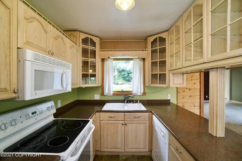 1941 S River Dr, Eagle River, AK 99577 photo 10