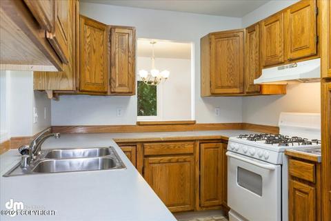 19400 Verdant Cir, Eagle River, AK 99577 photo 11