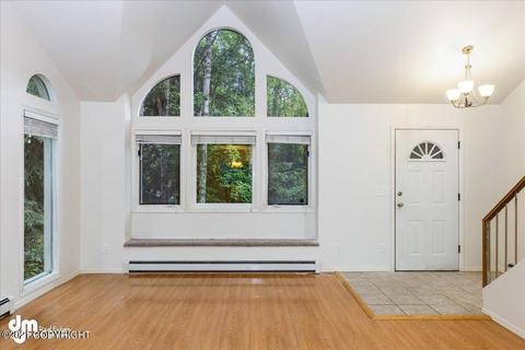 19400 Verdant Cir, Eagle River, AK 99577 photo 4