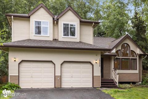 19400 Verdant Cir, Eagle River, AK 99577 photo 1