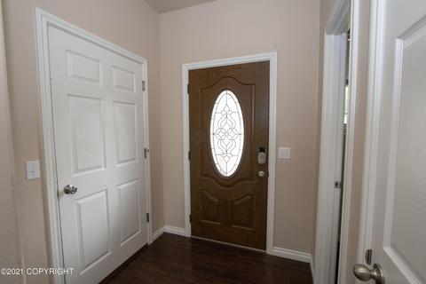 17239 S Juanita Loop, Eagle River, AK 99577 photo 3