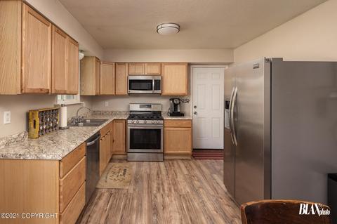 8401 Dagan St, Anchorage, AK 99502 photo 8