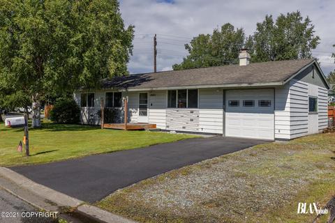 8401 Dagan St, Anchorage, AK 99502 photo 20