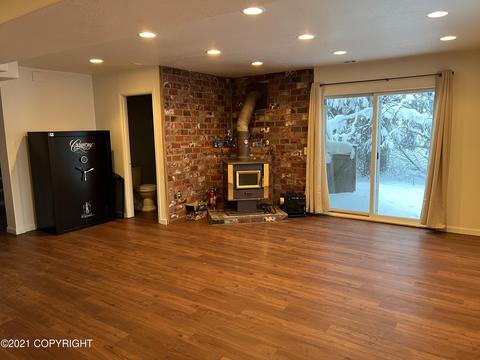 25240 Thunderbird Dr, Chugiak, AK 99567 photo 14