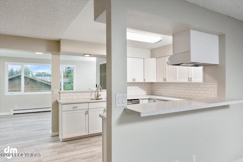 4336 E 6th Ave, Anchorage, AK 99508 photo 12