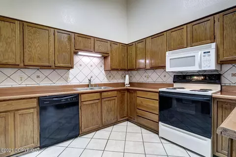 8010 E 32nd Ave, Anchorage, AK 99508 photo 25