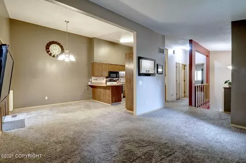 8010 E 32nd Ave, Anchorage, AK 99508 photo 32