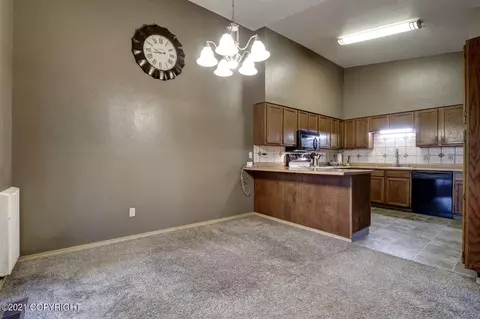 8010 E 32nd Ave, Anchorage, AK 99508 photo 36