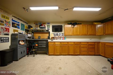 6208 E 34th Ave, Anchorage, AK 99504 photo 32