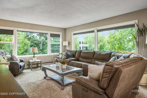 6208 E 34th Ave, Anchorage, AK 99504 photo 9