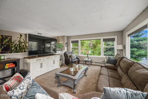 6208 E 34th Ave, Anchorage, AK 99504 photo 8