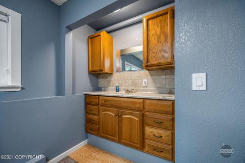 6208 E 34th Ave, Anchorage, AK 99504 photo 24