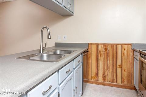 9610 Morningside Loop # B8, Anchorage, AK 99515 photo 9