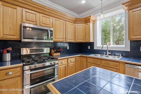 19912 Grant Cir, Eagle River, AK 99577 photo 21