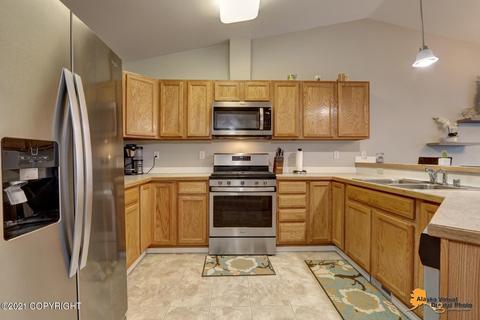 8883 Eagle Place Loop # 7, Eagle River, AK 99577 photo 11