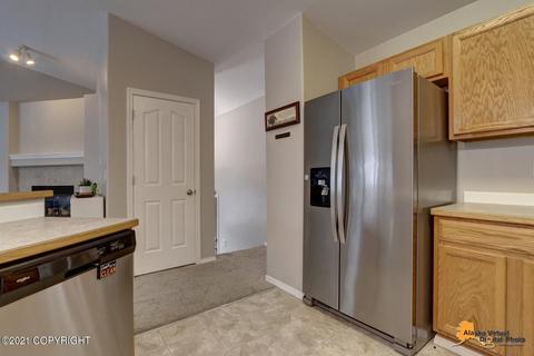 8883 Eagle Place Loop # 7, Eagle River, AK 99577 photo 9