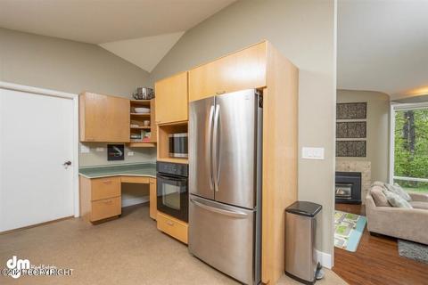 22637 Eagle Glacier Loop, Eagle River, AK 99577 photo 10