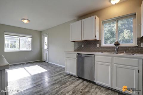 1230 Pine St, Anchorage, AK 99508 photo 18