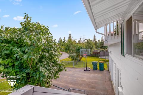 1410 Summit View St, Anchorage, AK 99504 photo 24