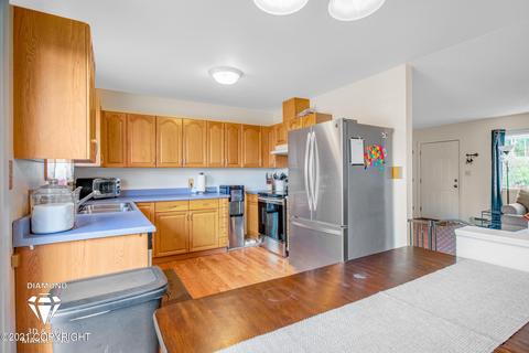 1410 Summit View St, Anchorage, AK 99504 photo 34