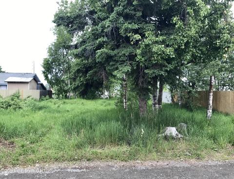 820 E 11th Ave, Anchorage, AK 99501 photo 1