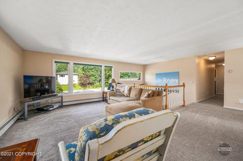 9727 Wren Ln, Eagle River, AK 99577 photo 10