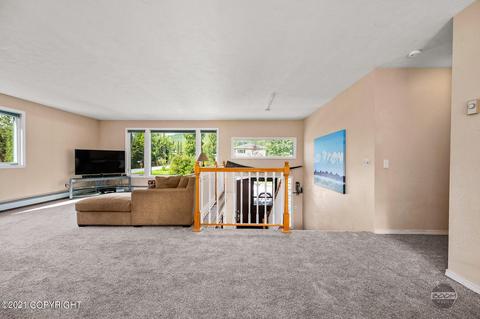 9727 Wren Ln, Eagle River, AK 99577 photo 17