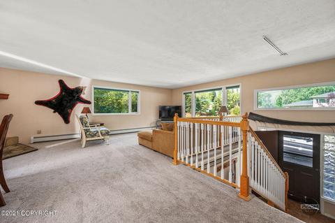 9727 Wren Ln, Eagle River, AK 99577 photo 8