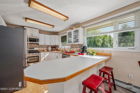 9727 Wren Ln, Eagle River, AK 99577 photo 12