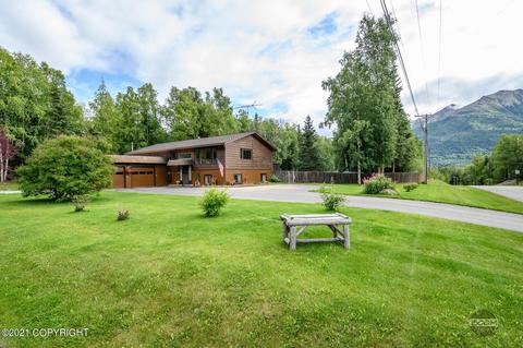9727 Wren Ln, Eagle River, AK 99577 photo 2