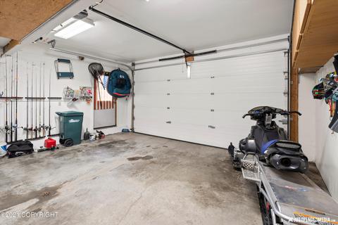 8839 Dome Cir, Eagle River, AK 99577 photo 32